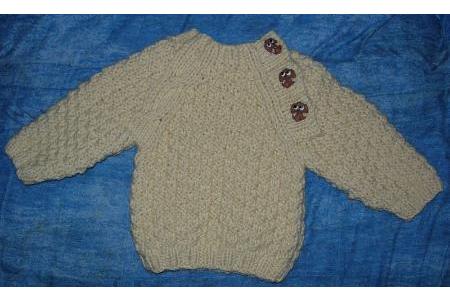 pull raglan avec encolure boutonnée