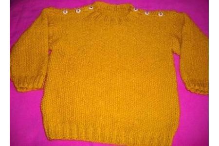 pull layette avec boutons aux épaules