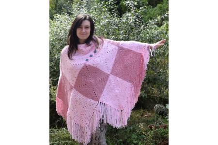 poncho damier au crochet