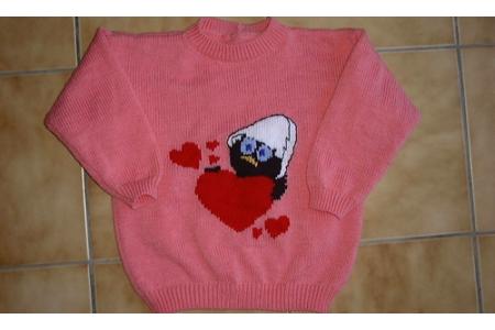pull enfant poussin noir et coeurs